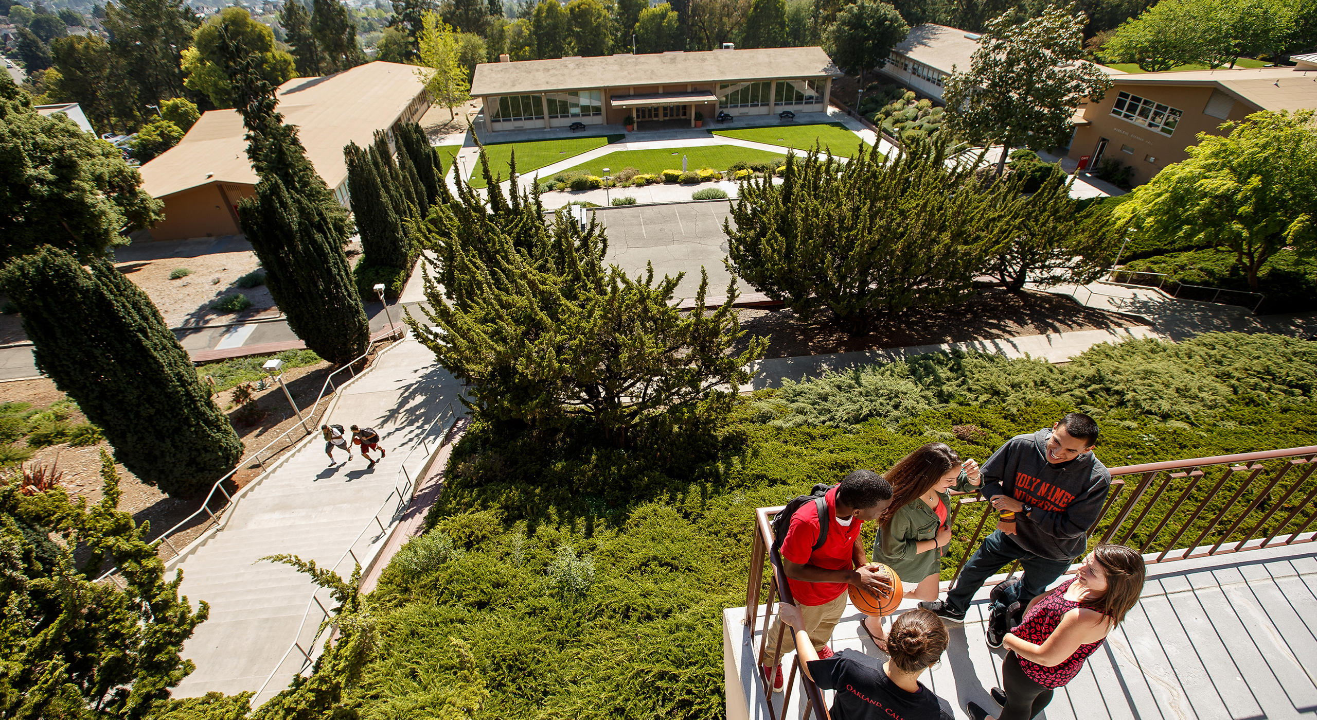 Students and HNU campus image