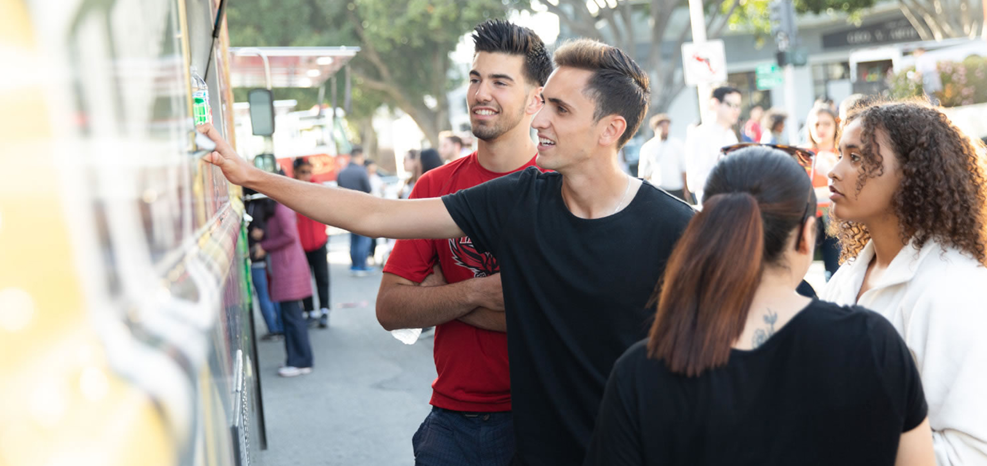 Food trucks in Oakland