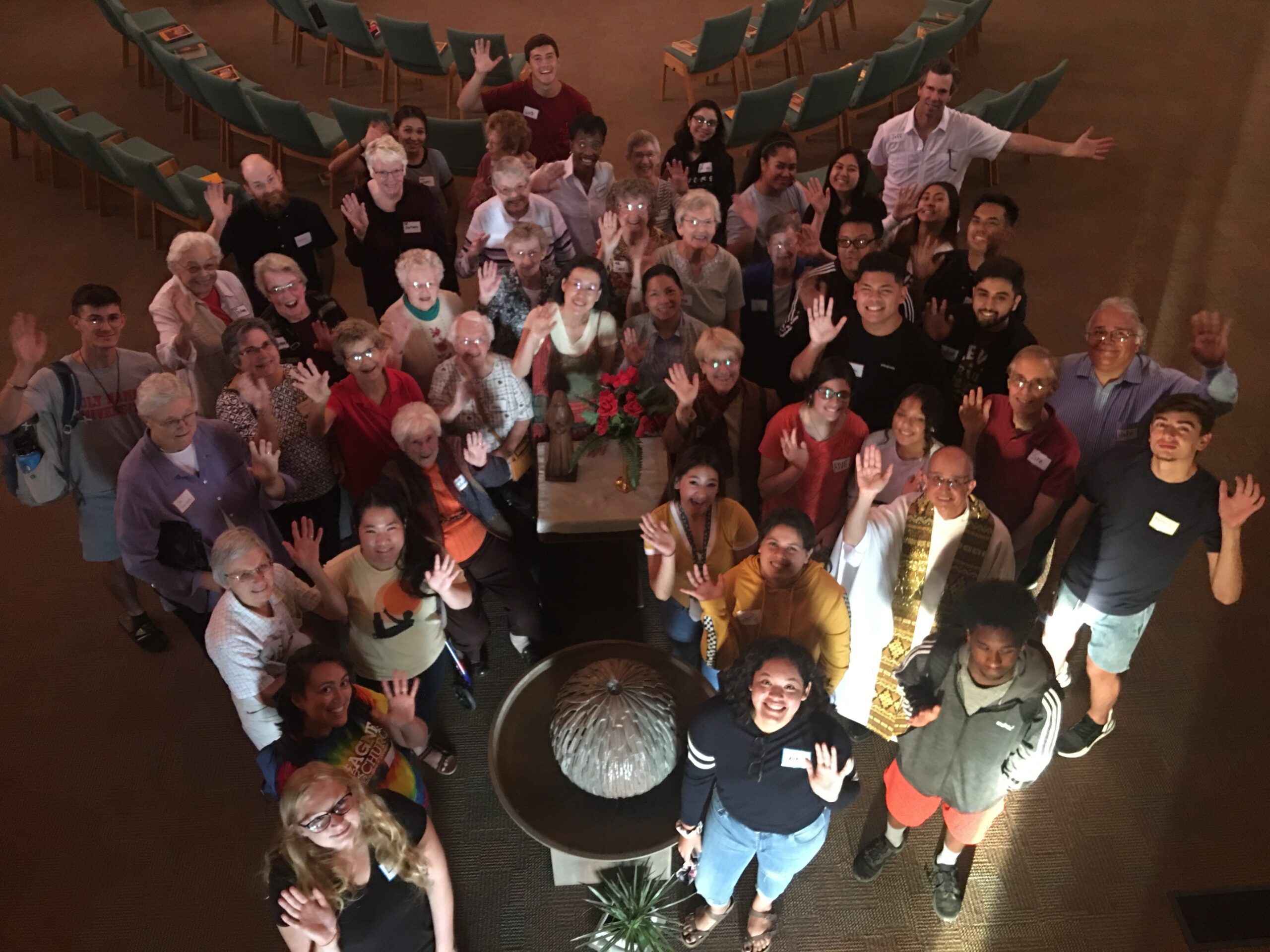 group of HNU students and faculty gathered together